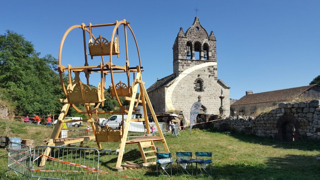 de partage et de coopération intergénérationnelle.